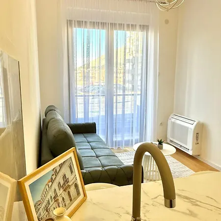 Sara Apartman